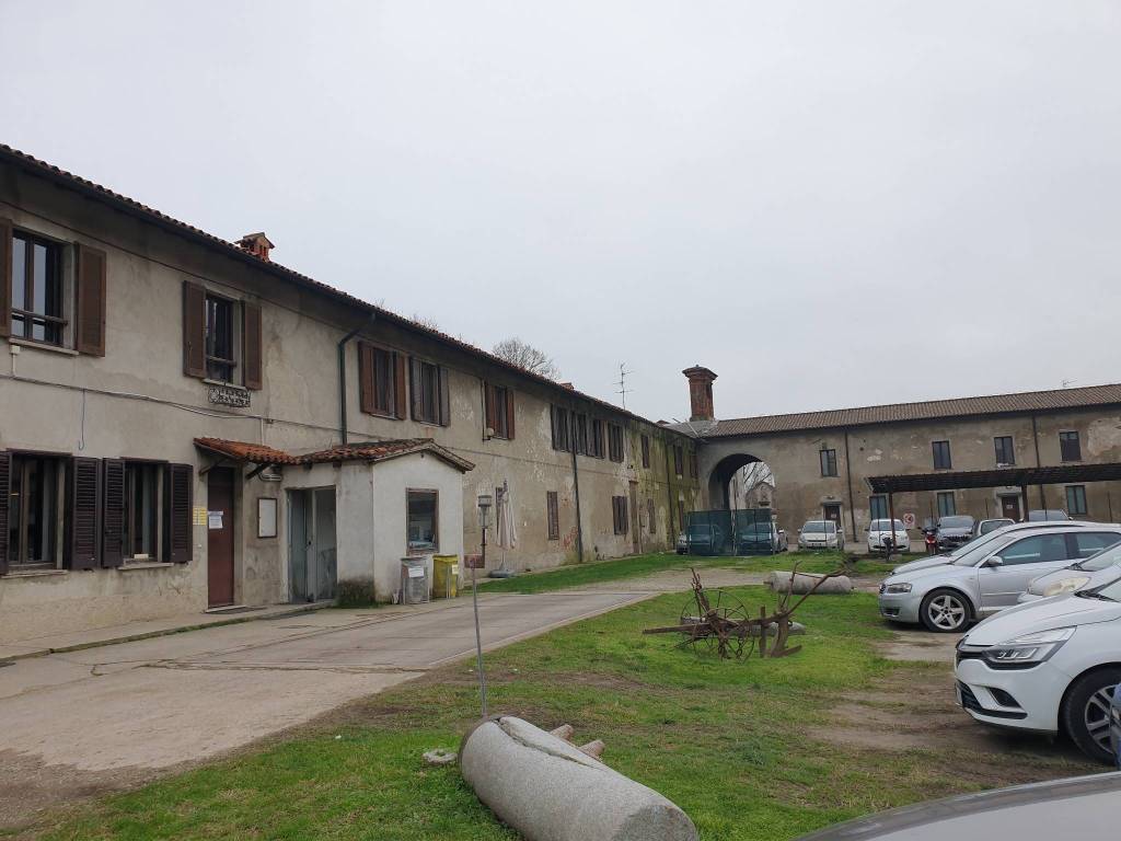 appartamento in vendita a Milano in zona Chiesa Rossa