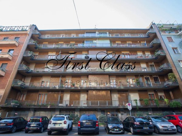 ufficio in vendita a Milano in zona Solari