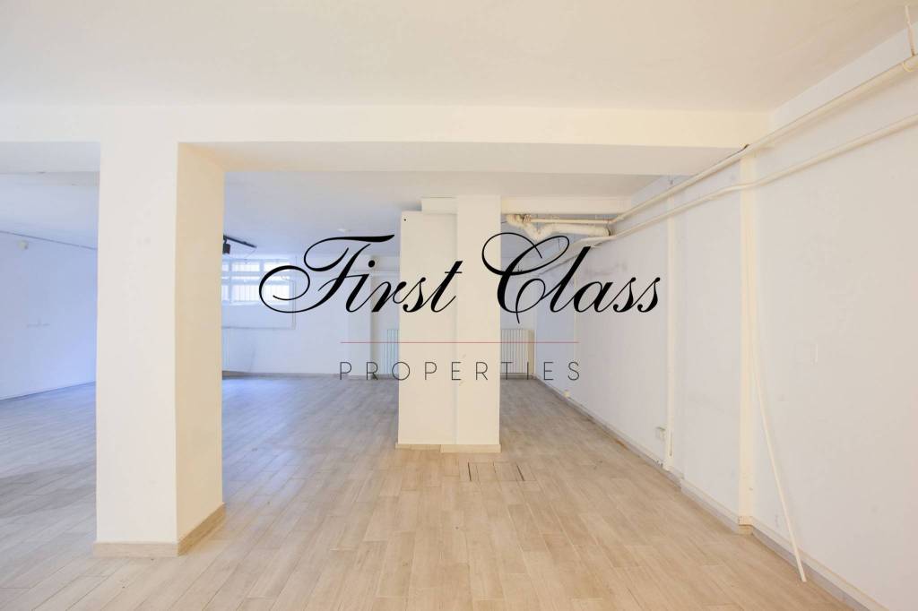 ufficio in vendita a Milano in zona Solari