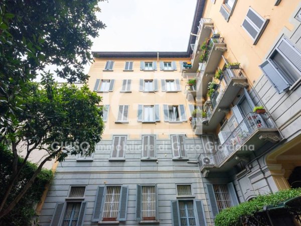 appartamento in vendita a Milano in zona Porta Venezia