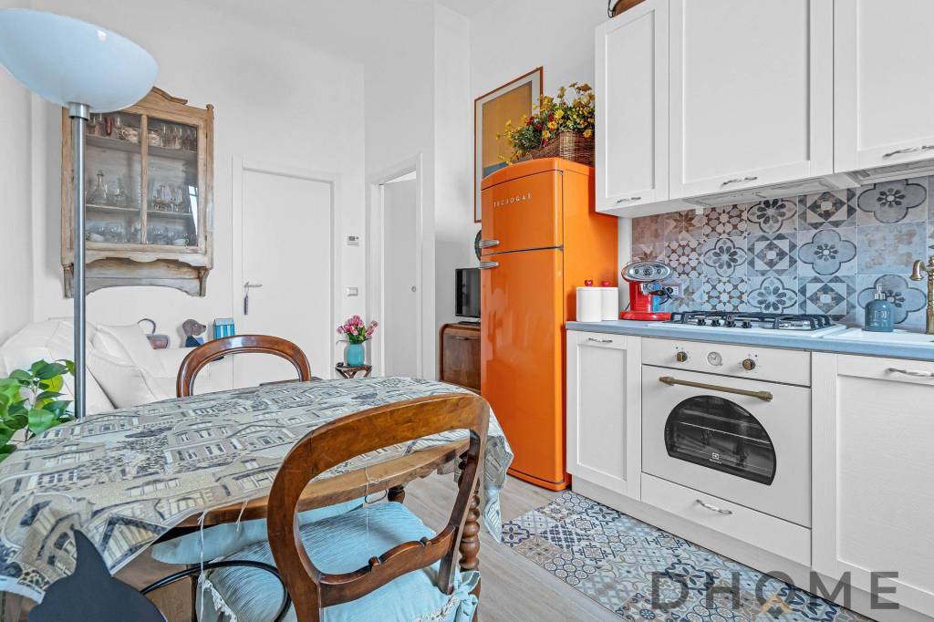 appartamento in vendita a Milano in zona Gorla