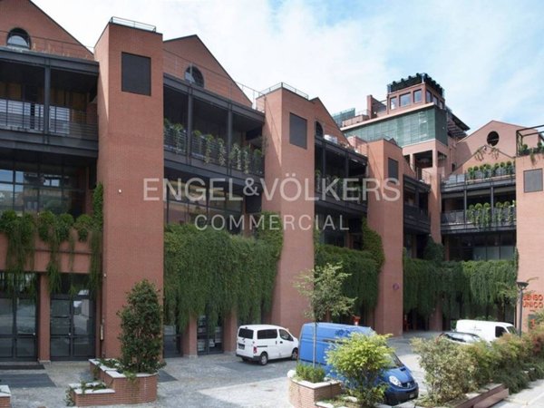 ufficio in vendita a Milano