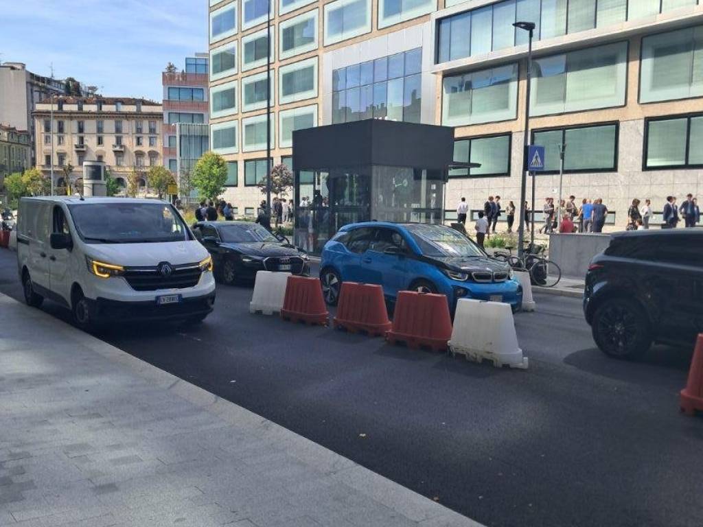 appartamento in vendita a Milano in zona Guastalla