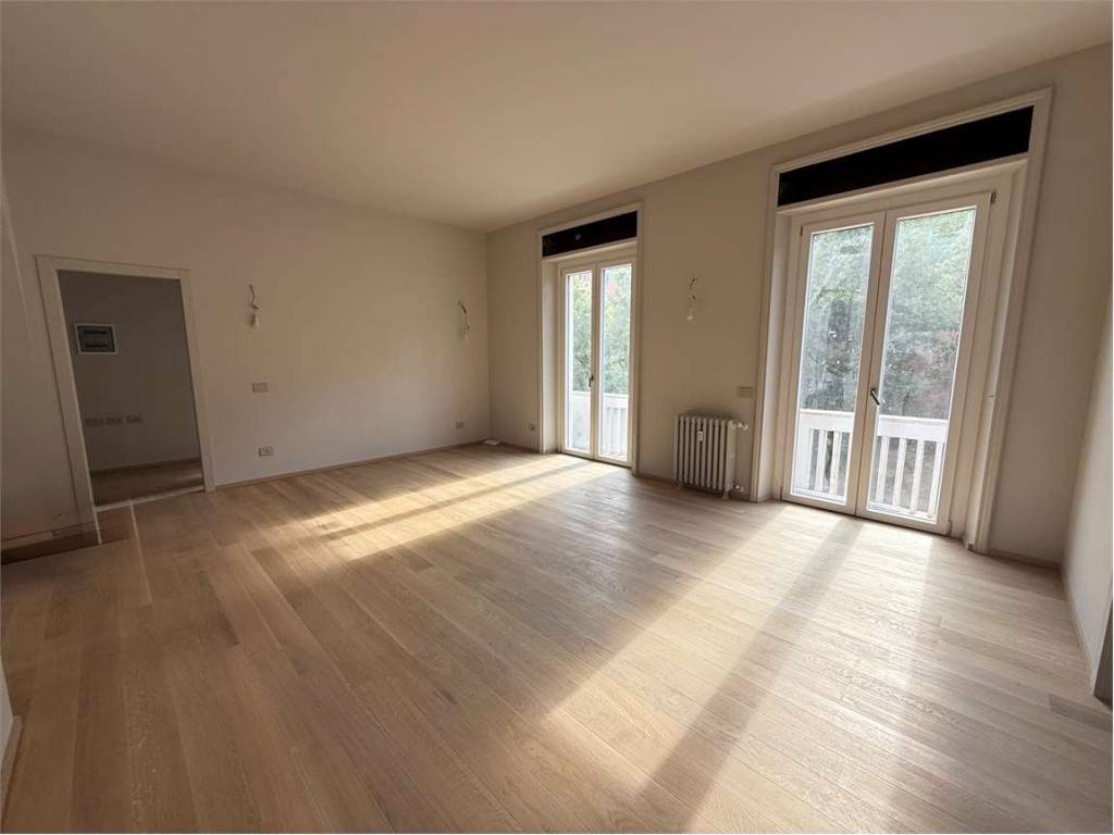 appartamento in vendita a Milano in zona Centro Direzionale