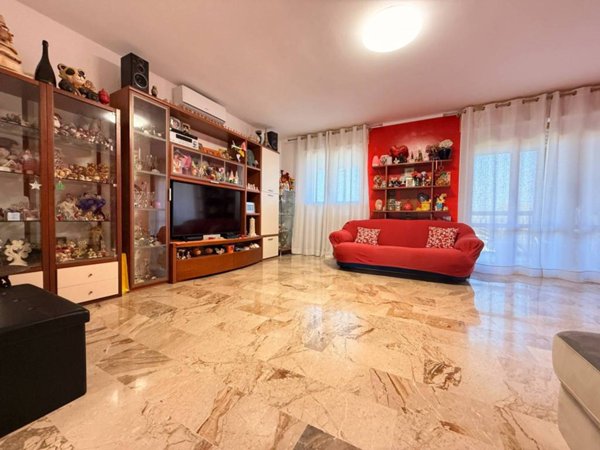 appartamento in vendita a Milano in zona Chiesa Rossa