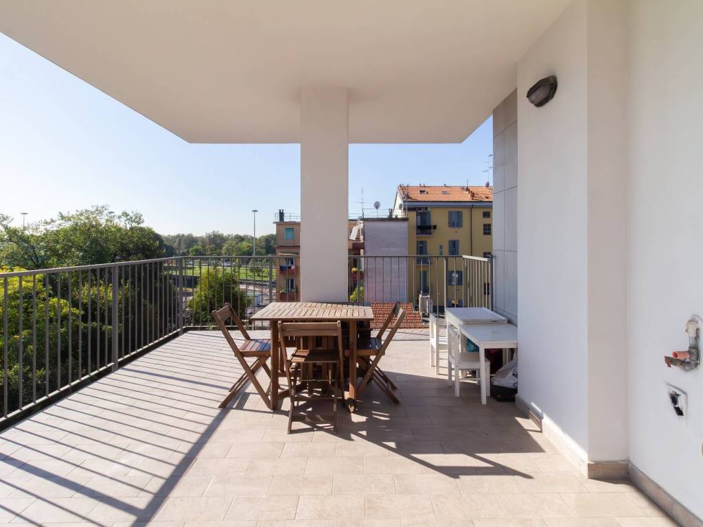 appartamento in vendita a Milano in zona Corvetto