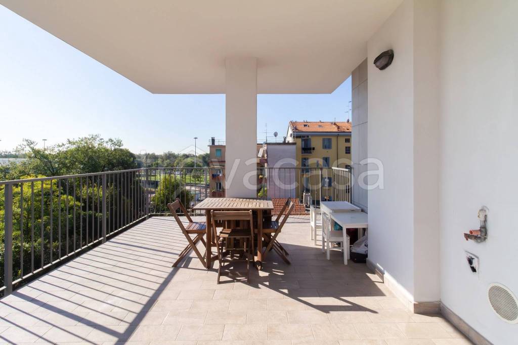 appartamento in vendita a Milano in zona Rogoredo