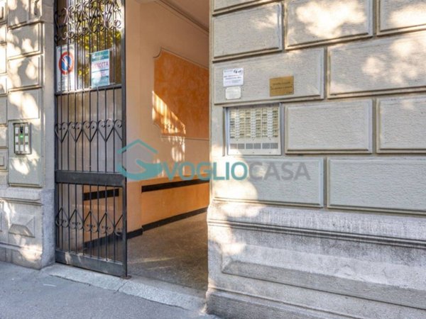 appartamento in vendita a Milano in zona Sempione