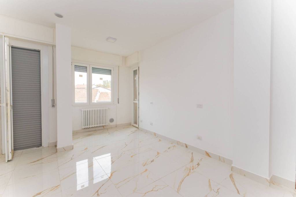 appartamento in vendita a Milano in zona Quarto Oggiaro