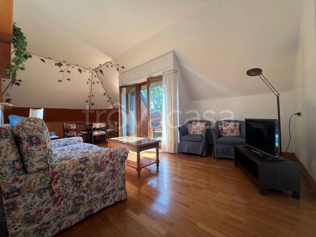 appartamento in vendita a Milano in zona Maggiolina