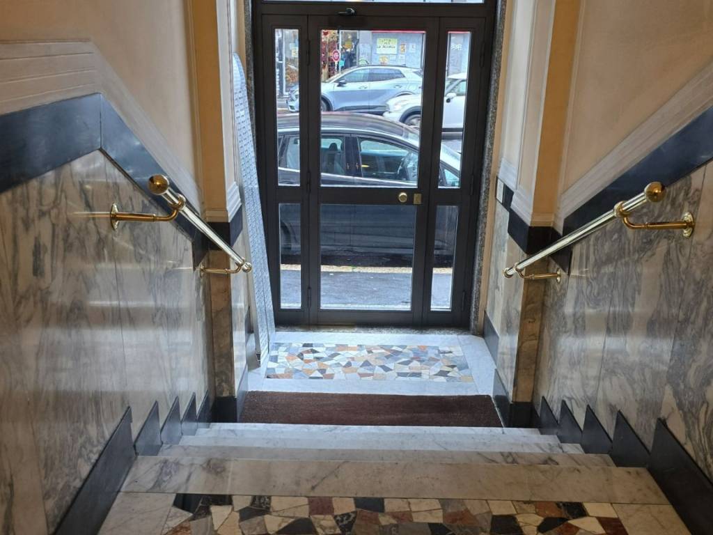 appartamento in vendita a Milano in zona Città Studi