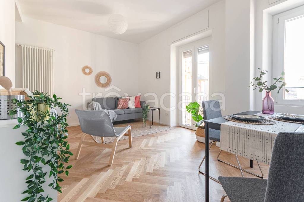 appartamento in vendita a Milano in zona Città Studi