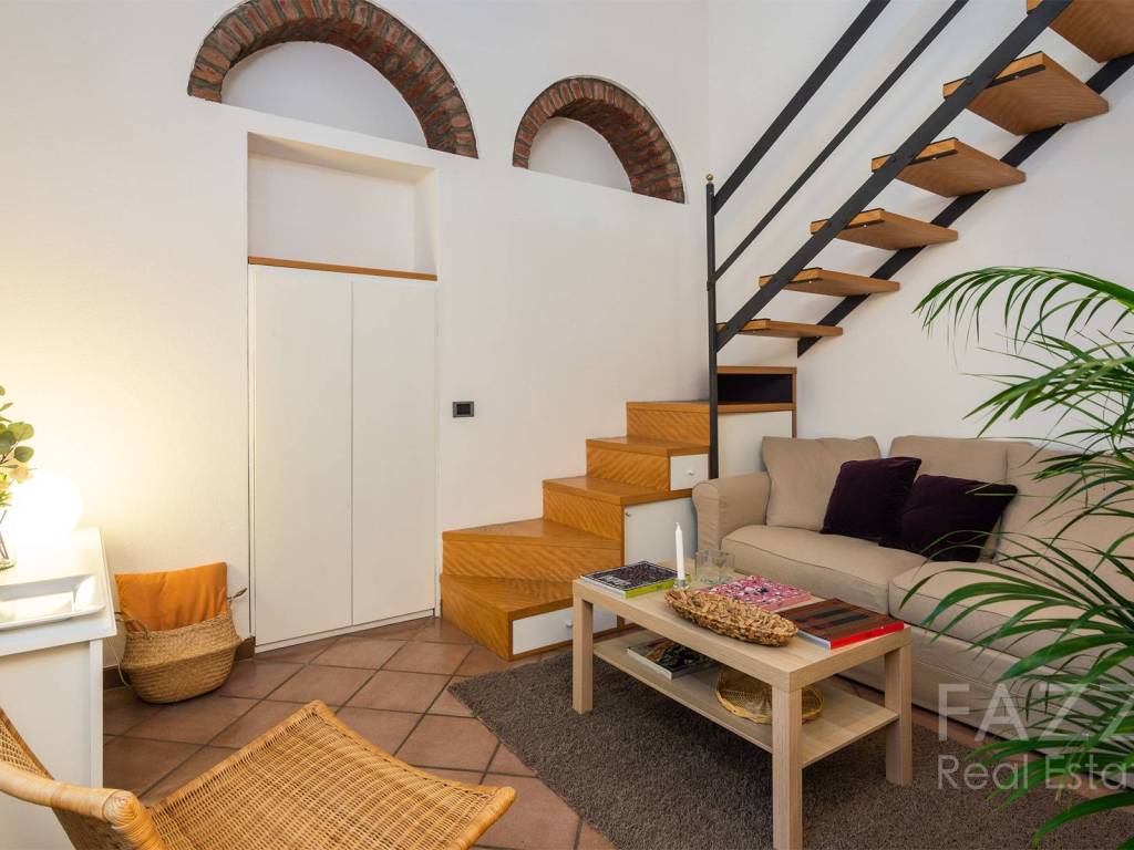 appartamento in vendita a Milano in zona Piazzale Lodi