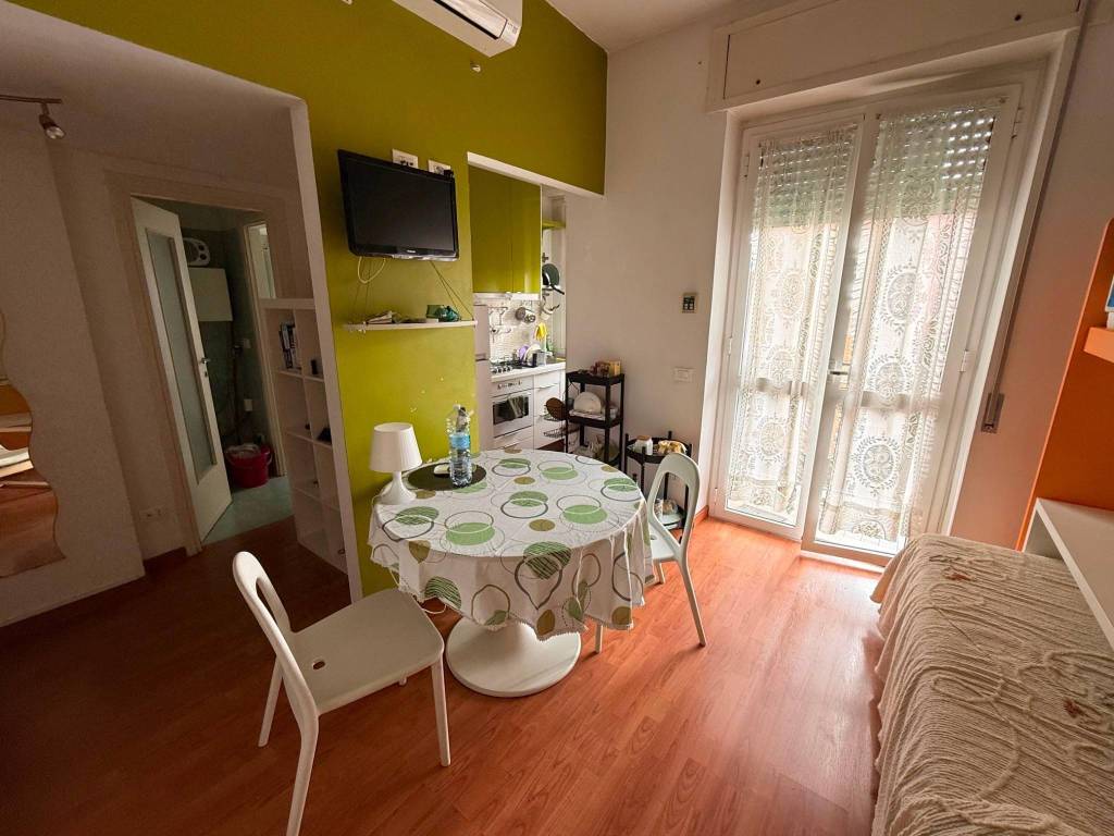 appartamento in vendita a Milano in zona Niguarda