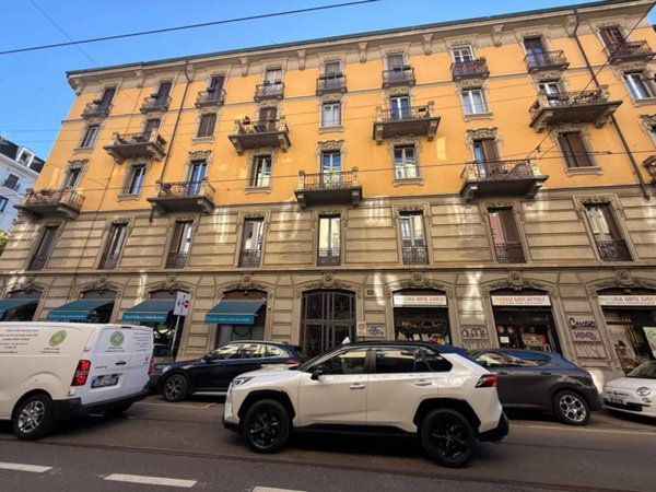 appartamento in vendita a Milano in zona Isola