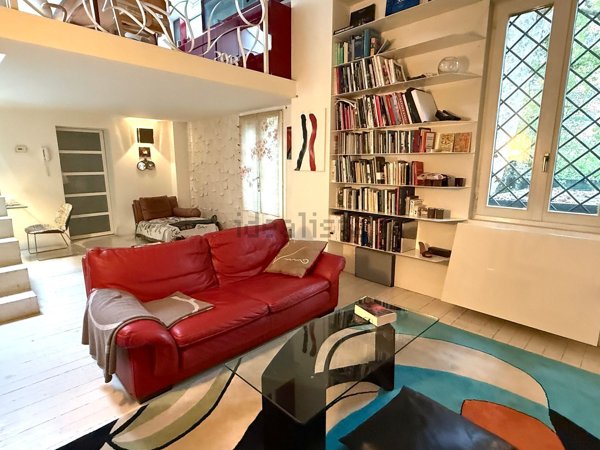 appartamento in vendita a Milano in zona Famagosta