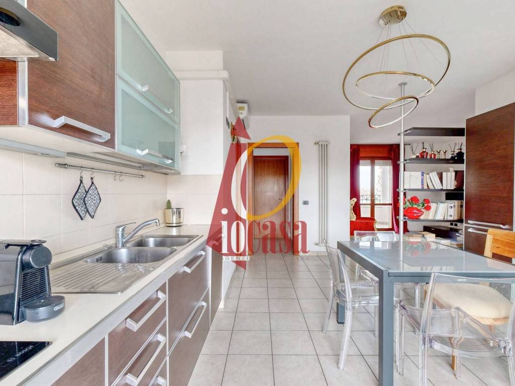 appartamento in vendita a Milano in zona Corvetto