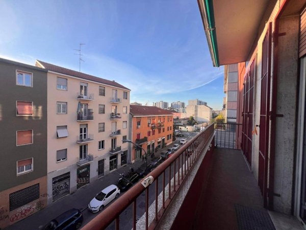 appartamento in vendita a Milano in zona Dergano