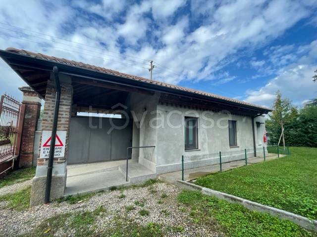 appartamento in vendita a Milano in zona Chiesa Rossa