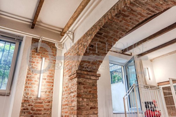 appartamento in vendita a Milano in zona Porta Venezia