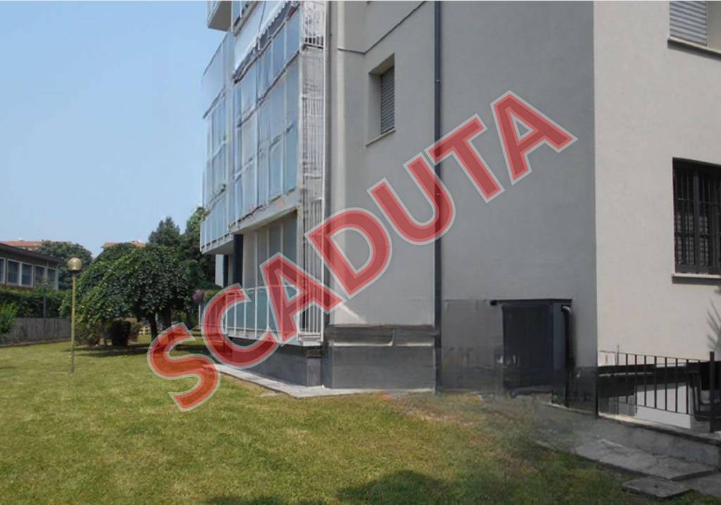 appartamento in vendita a Milano in zona Quarto Oggiaro