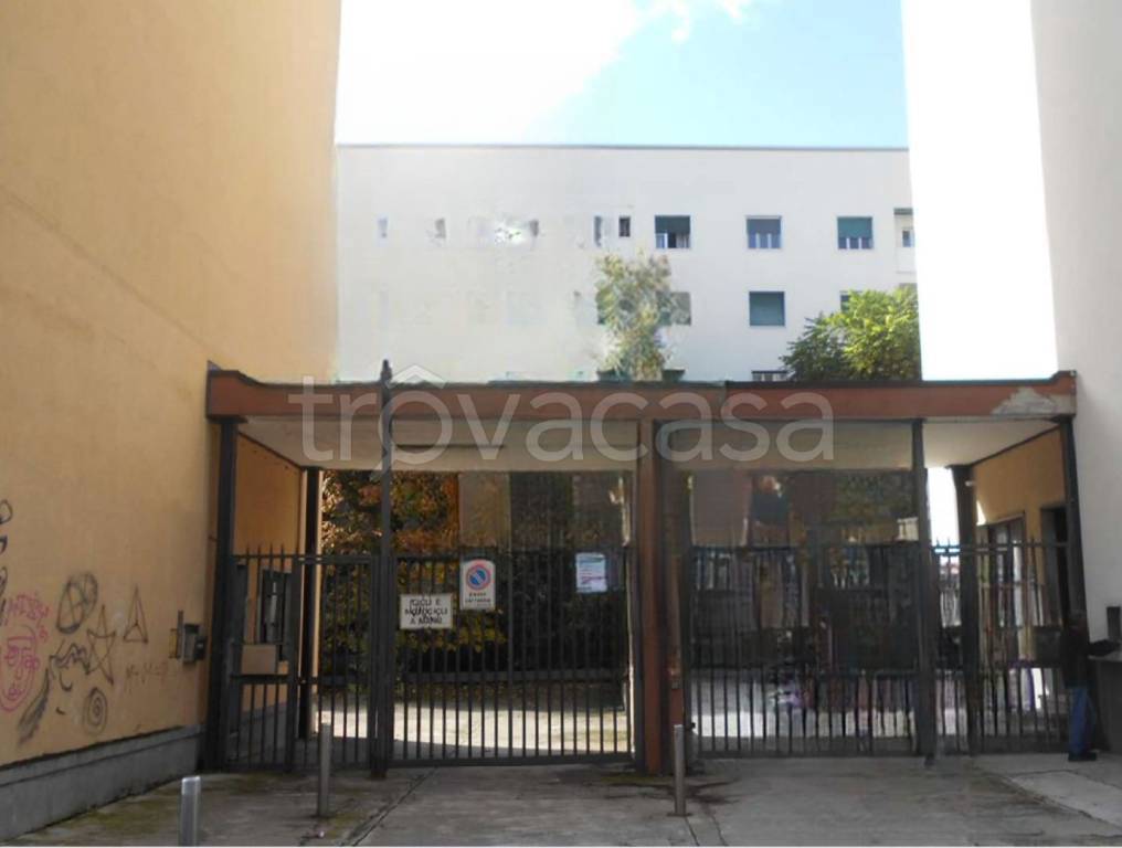 appartamento in vendita a Milano in zona Città Studi