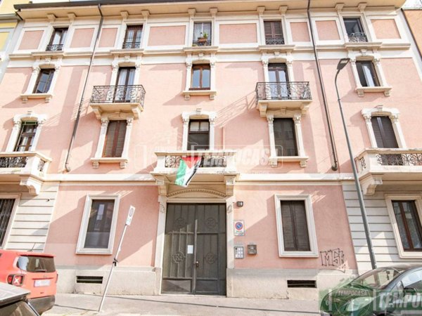 appartamento in vendita a Milano in zona Loreto