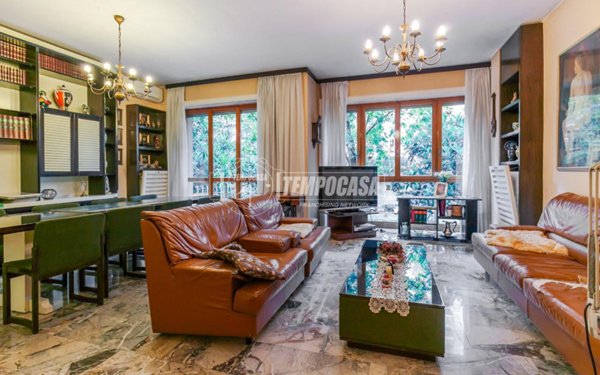 appartamento in vendita a Milano in zona Solari