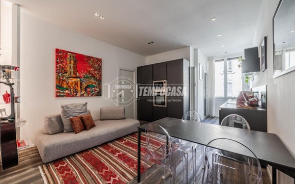 appartamento in vendita a Milano in zona Vigentino