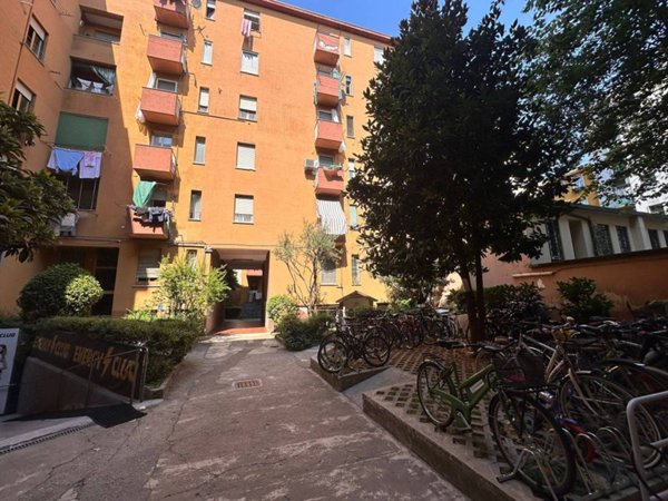 appartamento in vendita a Milano in zona Adriano