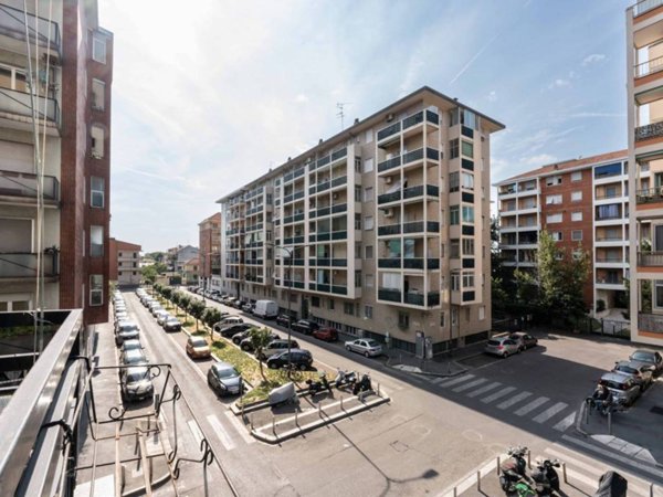 appartamento in vendita a Milano in zona Crescenzago