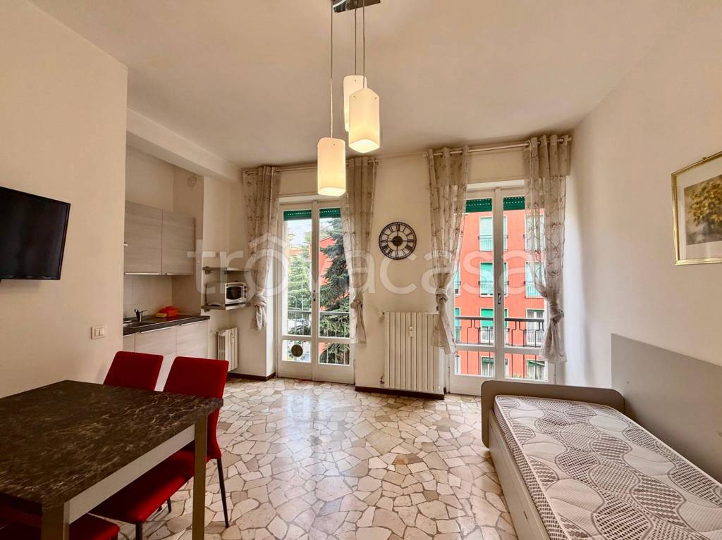 appartamento in vendita a Milano in zona Bovisa