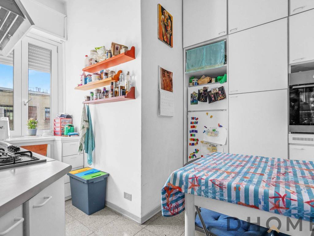 appartamento in vendita a Milano in zona Isola