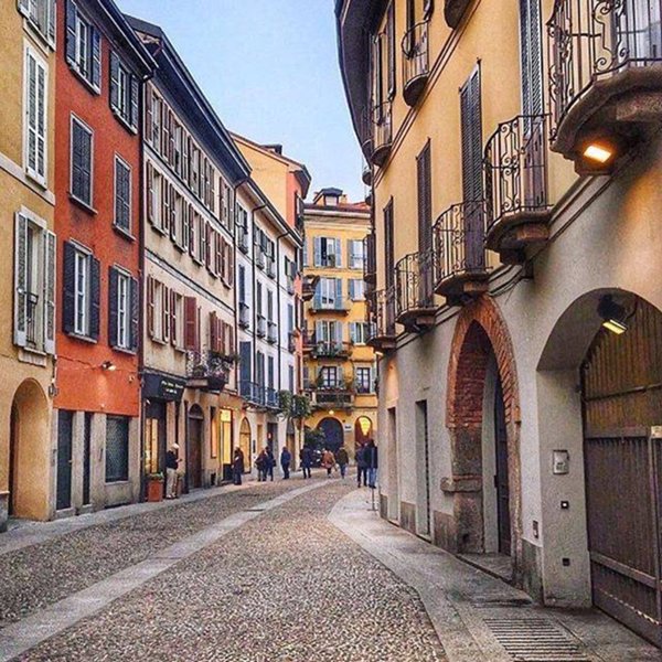 negozio in vendita a Milano in zona Brera