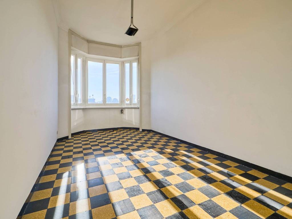 appartamento in vendita a Milano in zona Piazzale Lodi