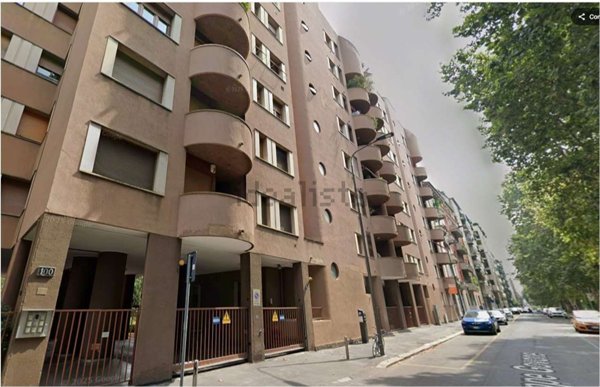 appartamento in vendita a Milano in zona Sempione