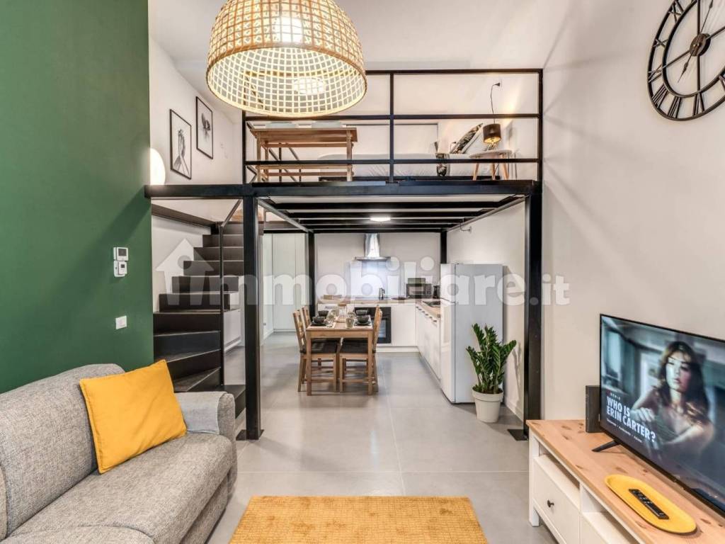 appartamento in vendita a Milano in zona Vigentino