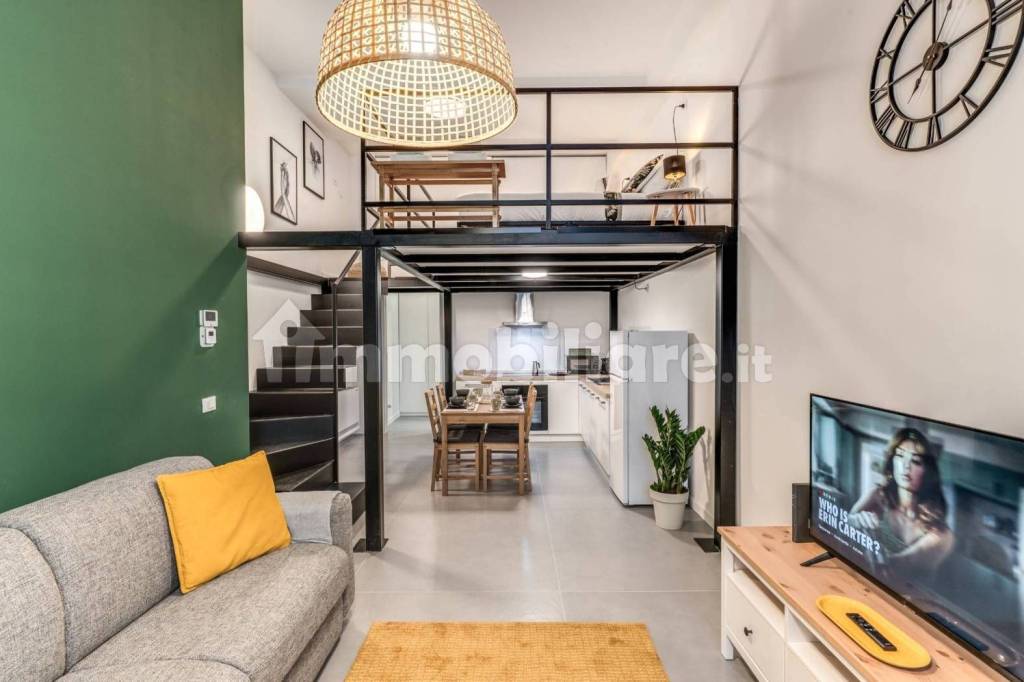 appartamento in vendita a Milano in zona Vigentino