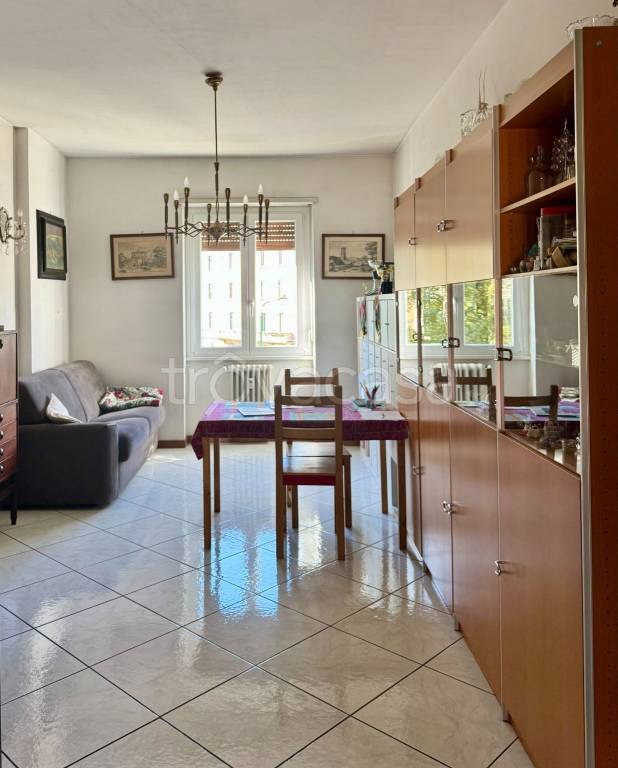 appartamento in vendita a Milano in zona Dergano