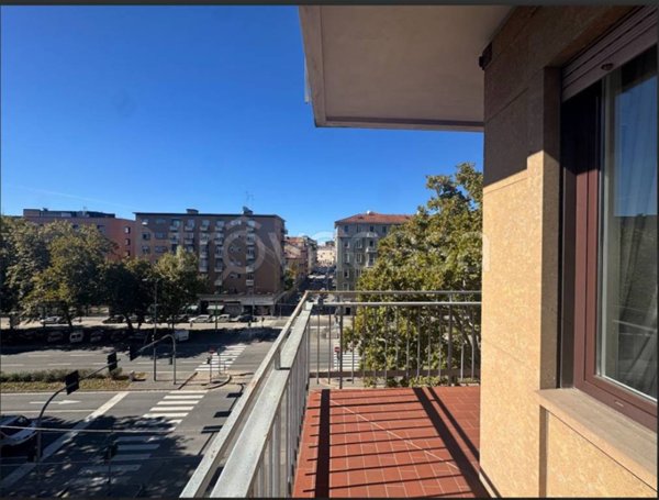 appartamento in vendita a Milano in zona Prato Centenaro