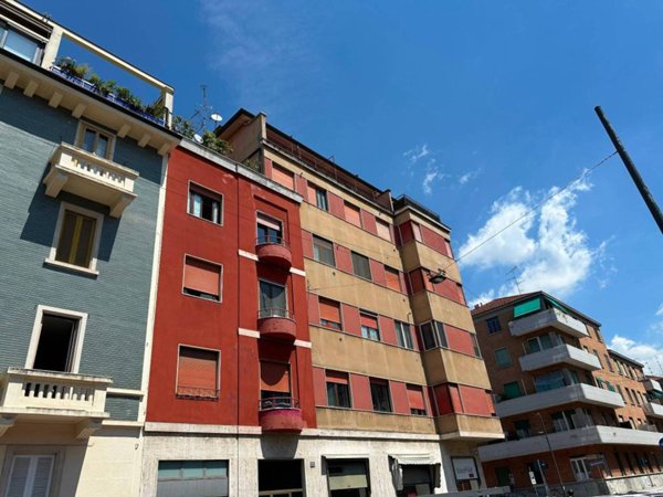 appartamento in vendita a Milano in zona Città Studi