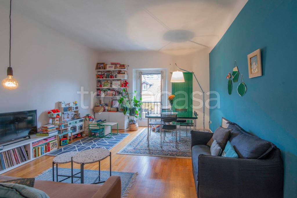 appartamento in vendita a Milano in zona Centro Direzionale