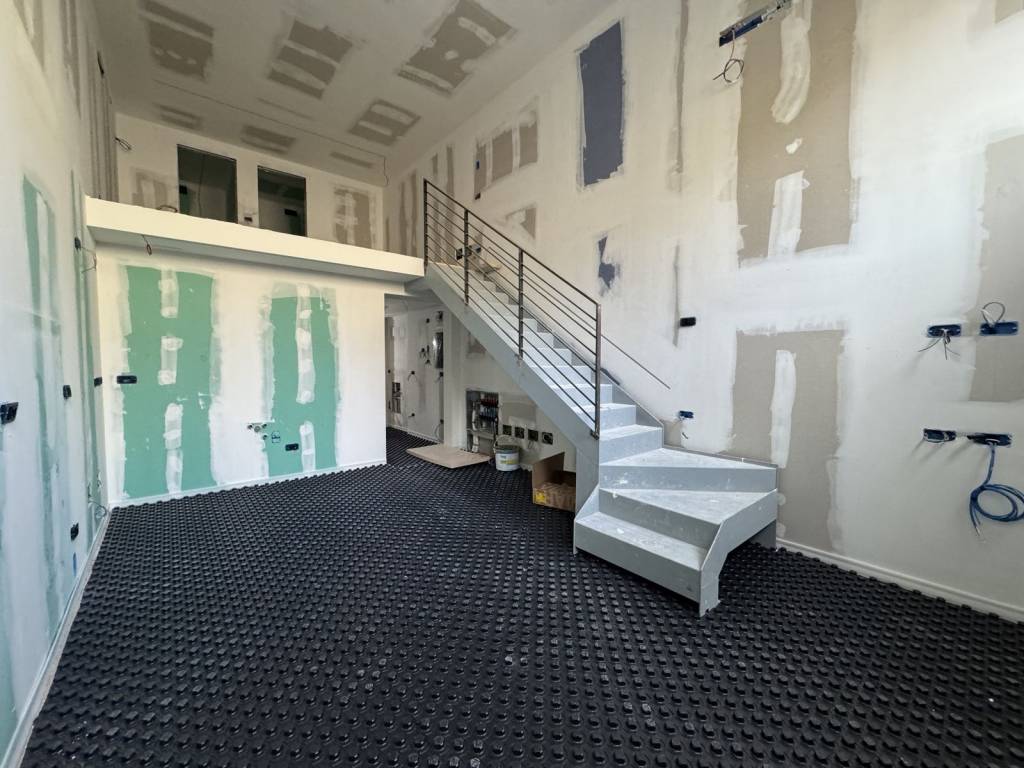 appartamento in vendita a Milano in zona Bocconi