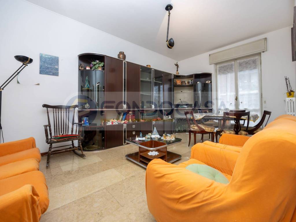 appartamento in vendita a Milano in zona Crescenzago