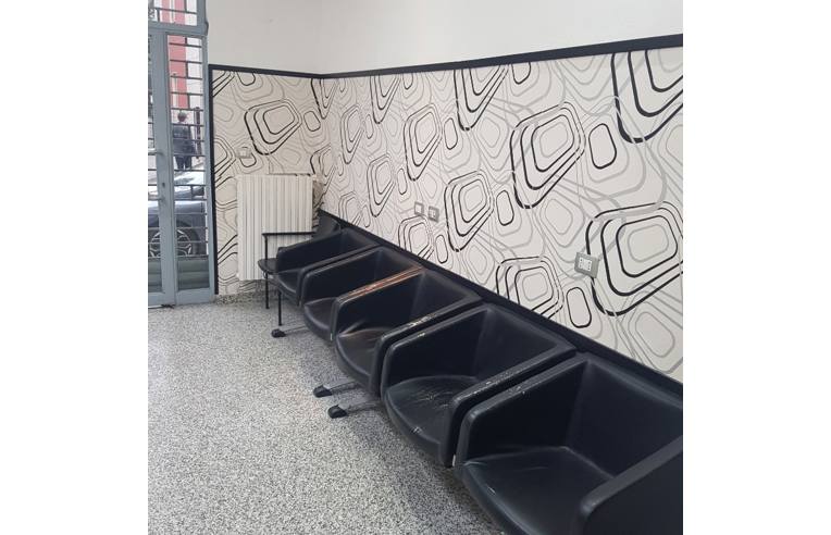 negozio in vendita a Milano in zona Corvetto