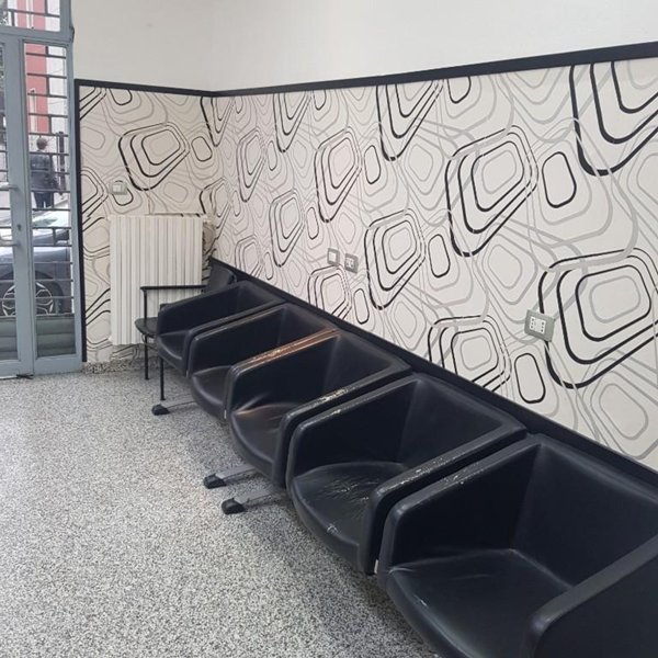 negozio in vendita a Milano in zona Corvetto