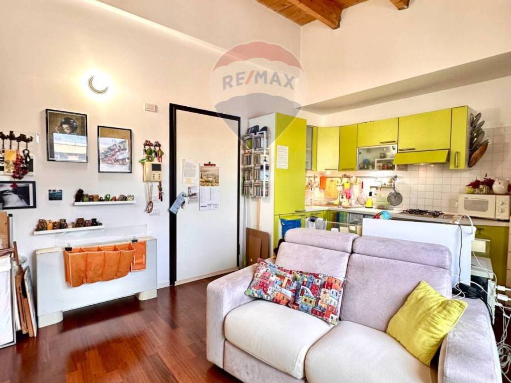 appartamento in vendita a Milano in zona Taliedo