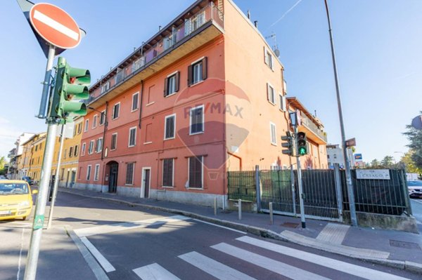 appartamento in vendita a Milano in zona Baggio