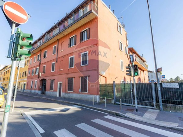 appartamento in vendita a Milano in zona Baggio