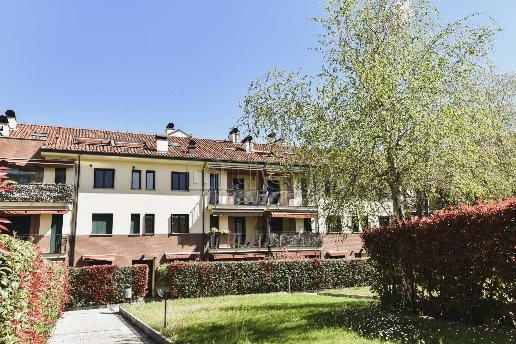 appartamento in vendita a Milano in zona Muggiano